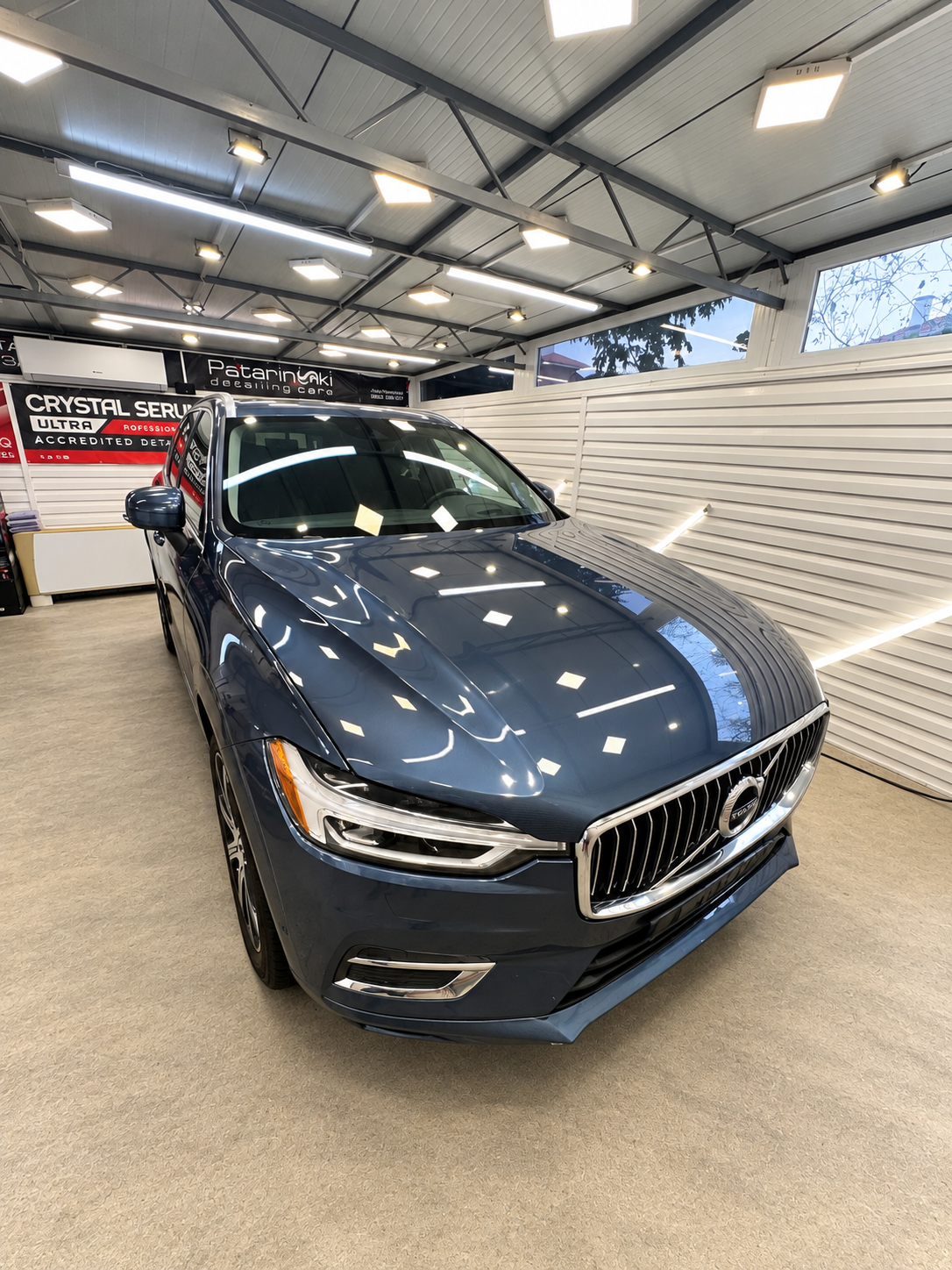 Volvo XC60 – Детайлен интериорен детайлинг в Бургас